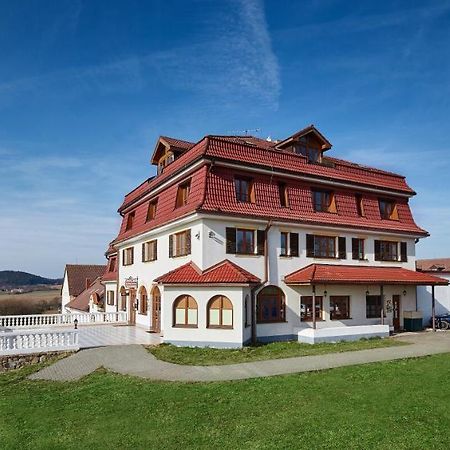 Hotel Stamberk Naceradec Екстериор снимка