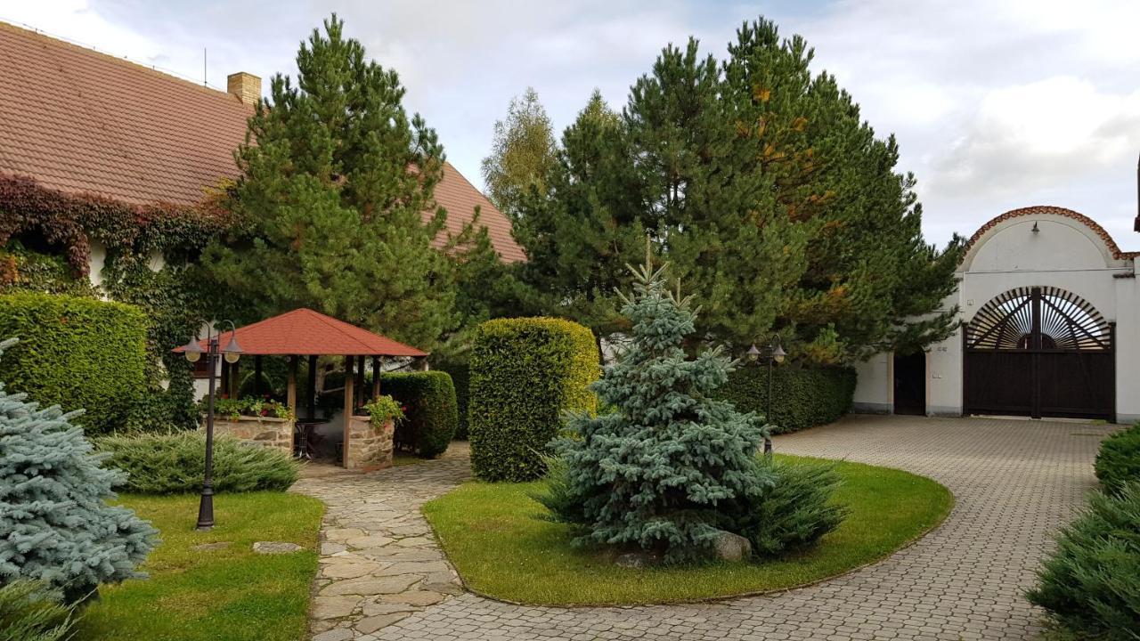 Hotel Stamberk Naceradec Екстериор снимка